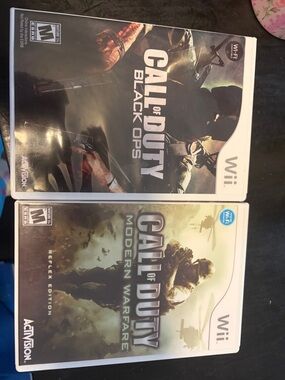 Call of Duty Bundle for Wii -modern warfare and black ops no scratches